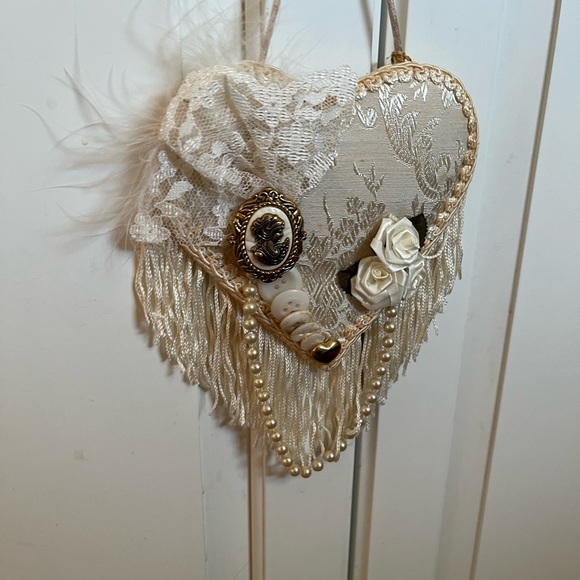 Heart decor - Picture 2 of 7